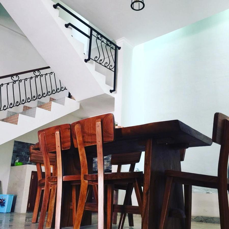 Zg Homestay Solo Sumber  Exterior foto