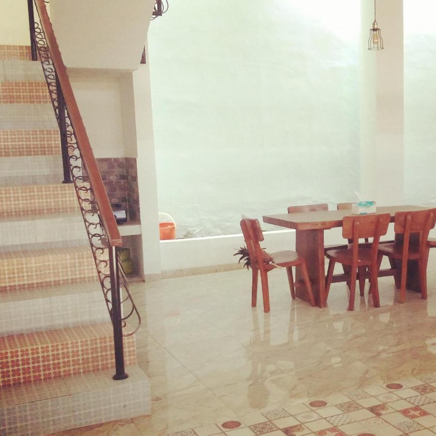Zg Homestay Solo Sumber  Exterior foto